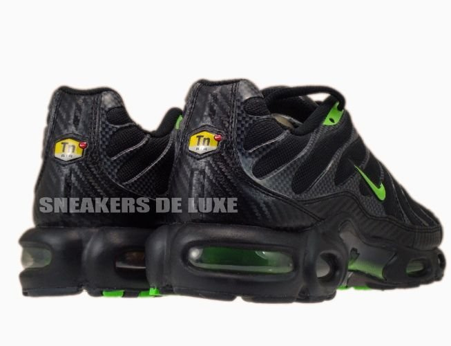 nike tn green and black