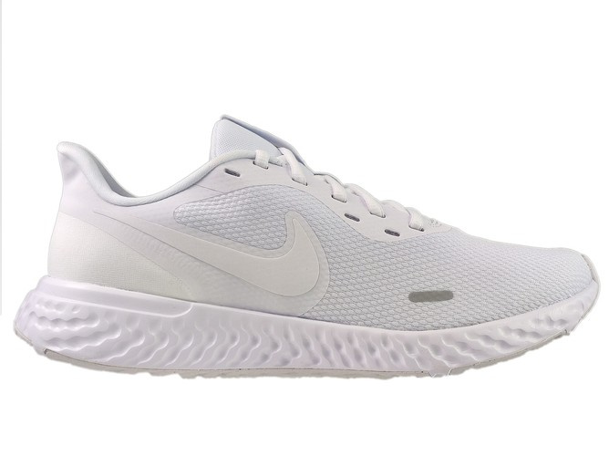 bq3204 nike revolution 5