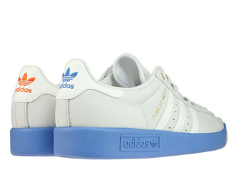 EE5741 adidas Forest Hills Crystal White/Cloud White/Real Blue
