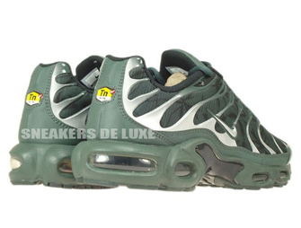 604133-303 Nike Air Max Plus TN 1 Black Bruse/Metallic Silver/Vintage Green