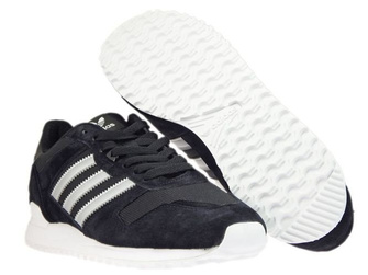BB1215 adidas ZX 700 Core Black/Matte Silver.Utility Black