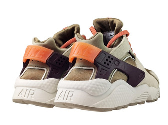 Nike Air Huarache DQ9319-200 Khaki/Madder Root