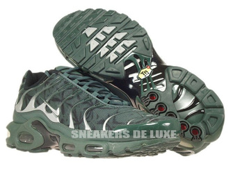 604133-303 Nike Air Max Plus TN 1 Black Bruse/Metallic Silver/Vintage Green