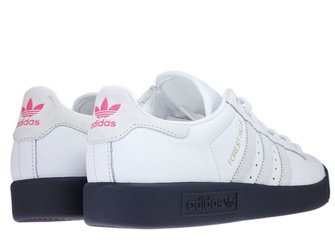 CQ2083 adidas Forest Hills Ftwr White/Gold Met/EQT Yellow