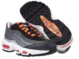Nike Air Max 95 CZ0191-001 Black/Aquamarine-Turf Orange